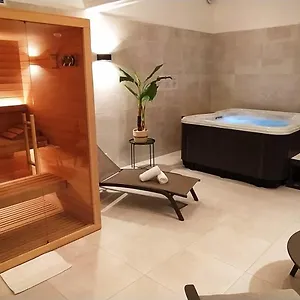 Hotel The Originals Boutique, Les Nations,, Vichy